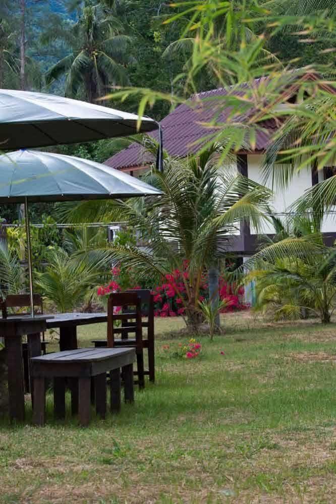 Hin Bhai Resort Chaloklum Exterior photo