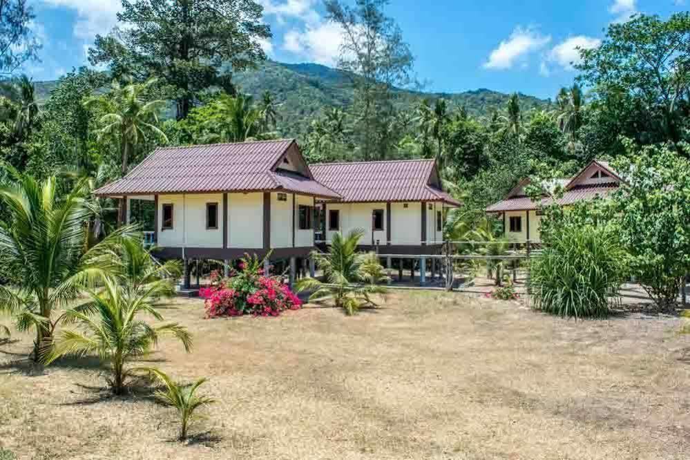 Hin Bhai Resort Chaloklum Exterior photo